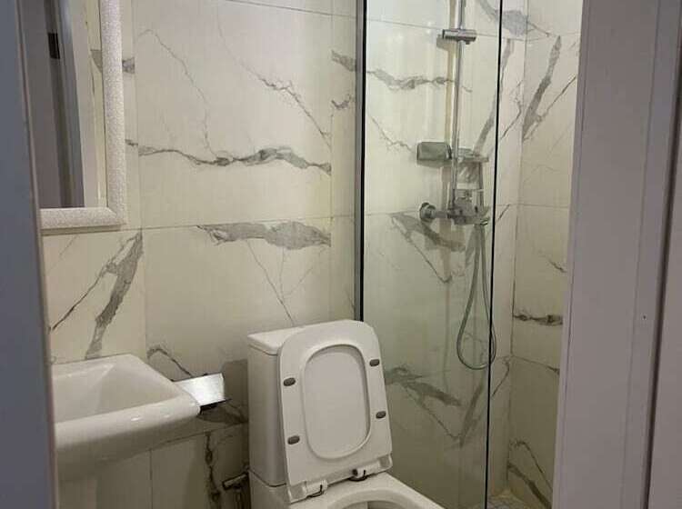 هتل Mansion Signature Homes