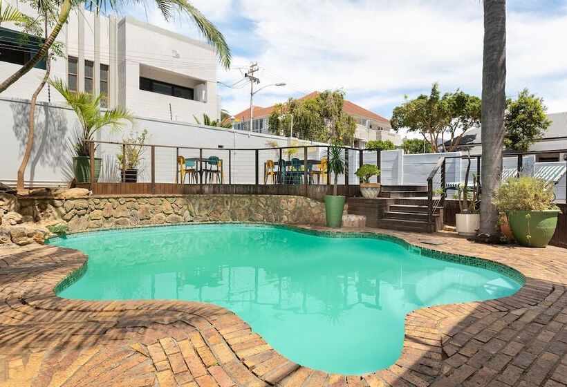 ホテル Neighbourgood Ravenscraig