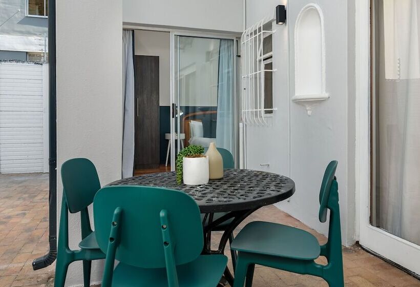 ホテル Neighbourgood Ravenscraig