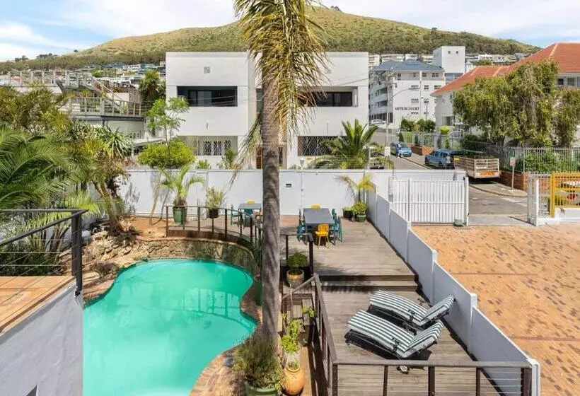 Hotelli Neighbourgood Ravenscraig