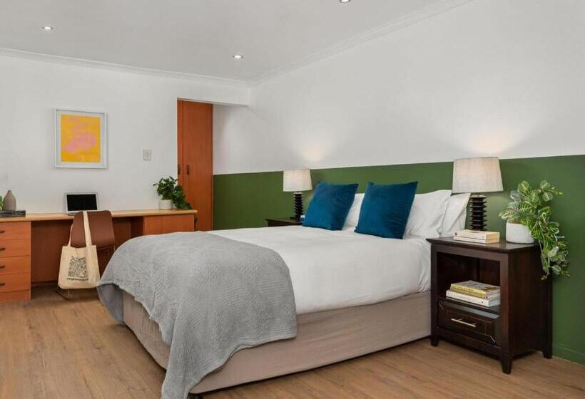 ホテル Neighbourgood Ravenscraig