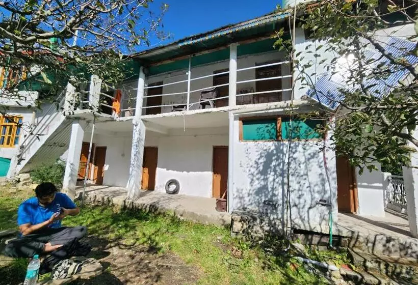 Hotelli Om Shanti , Tulga