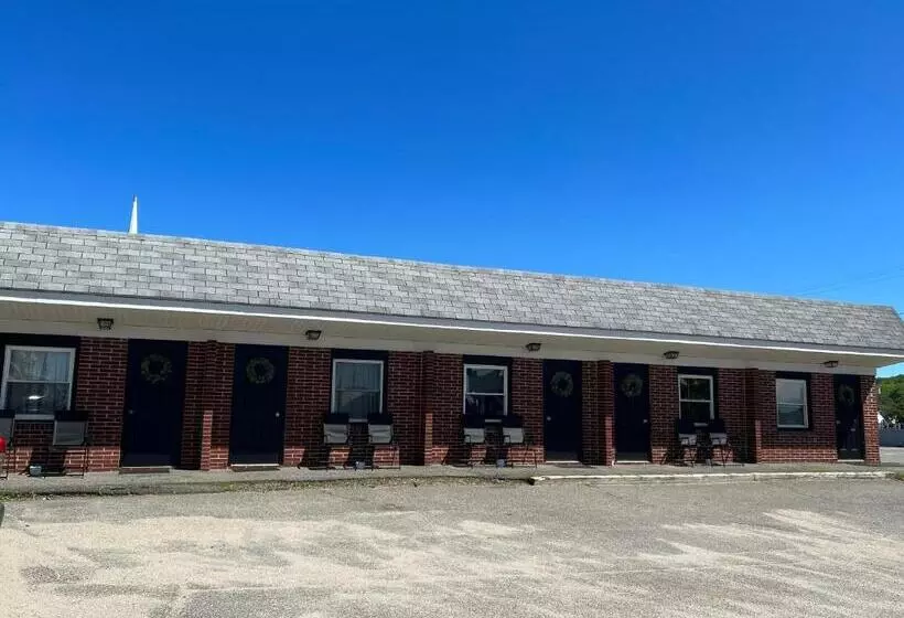 Lincoln House Motel