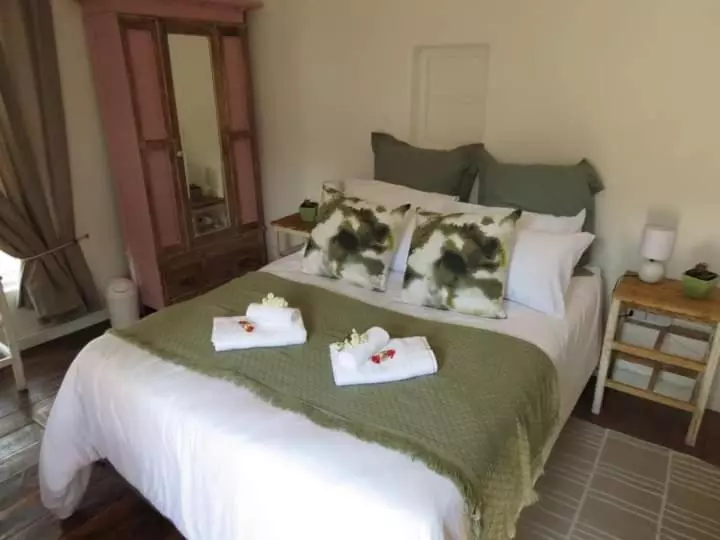 Majatalo Rus  N Bietjie Guesthouse/self Catering