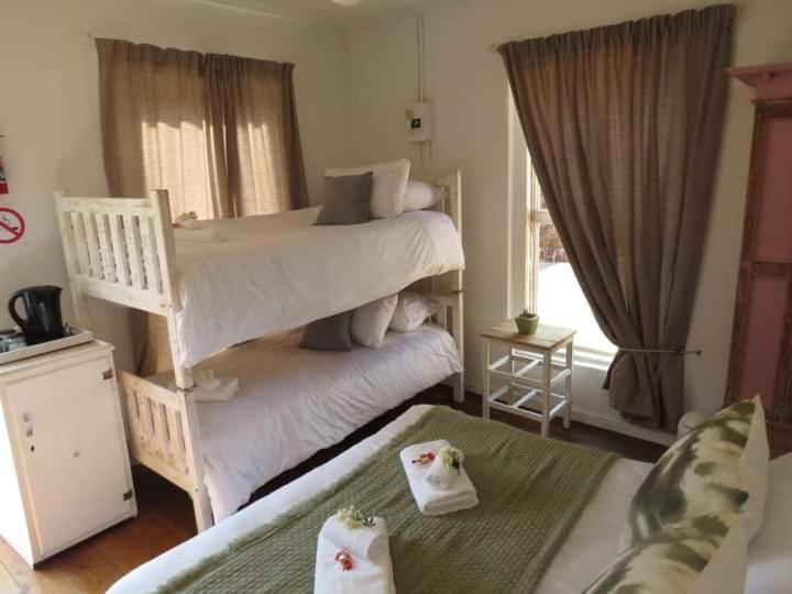 بنسيون Rus  N Bietjie Guesthouse/self Catering