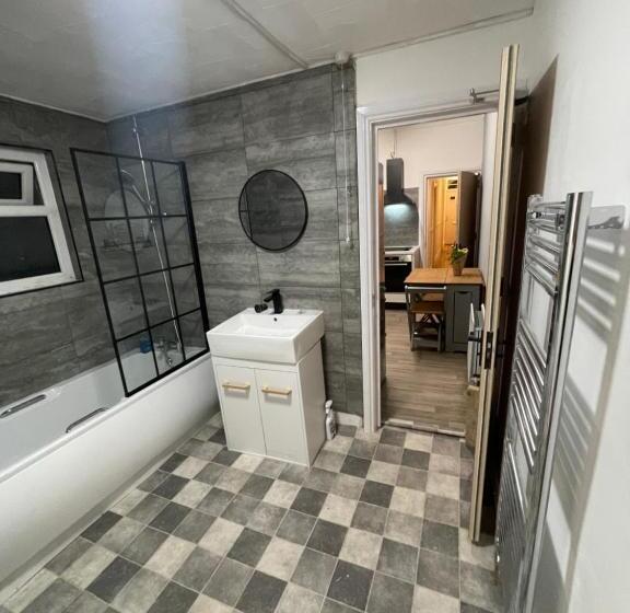 膳宿费 Sweet Home