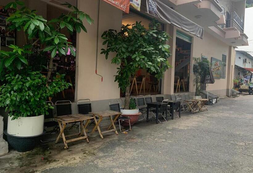 پانسیون The Vinyl Homestay