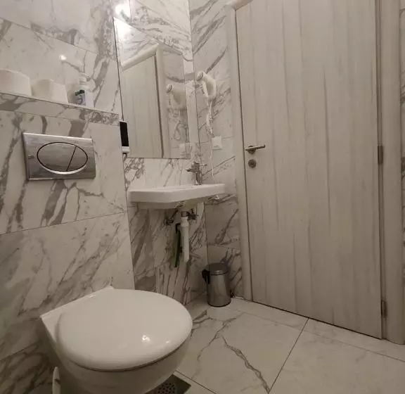 پانسیون Villa Grande