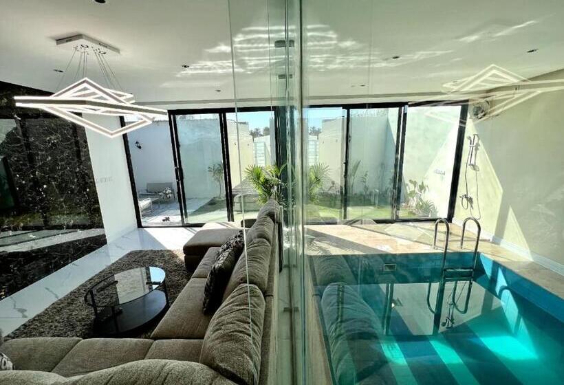 リゾートホテル شالية لوتس بارك