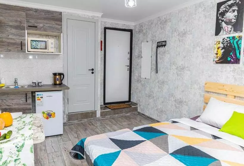 Yourhouse на си синхая 22 близко к меге