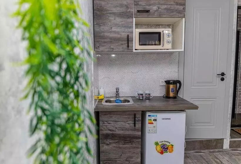Yourhouse на си синхая 22 близко к меге