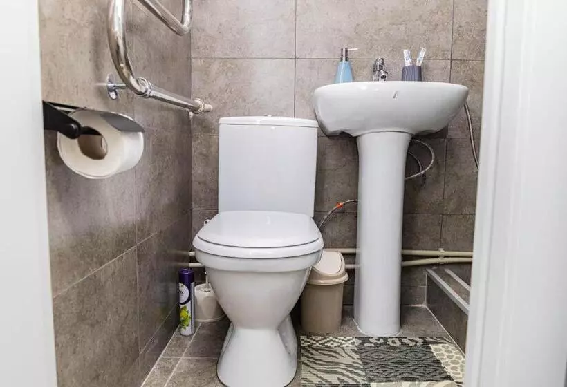 Yourhouse на си синхая 22 близко к меге