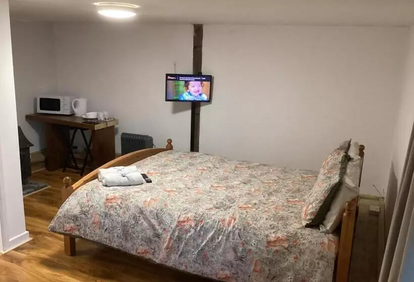 Bed and Breakfast Barn 6