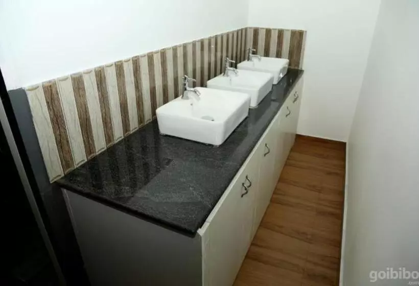 Ever Green Hostel