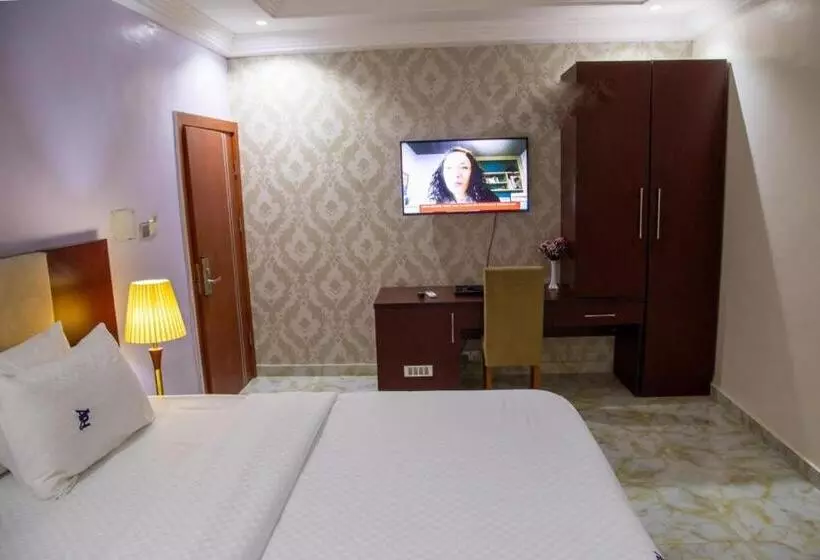 هتل Alheri Royal Apartment