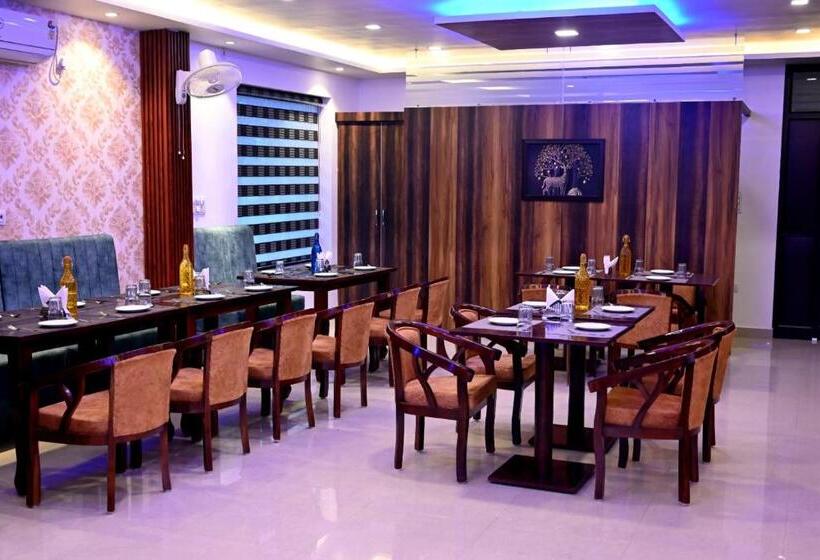 Hotel Evana Rajaji, Rajaji Tiger Reserve, Rishikesh