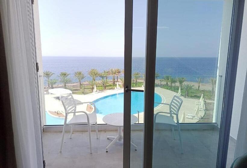 هتل Gadileh Resort