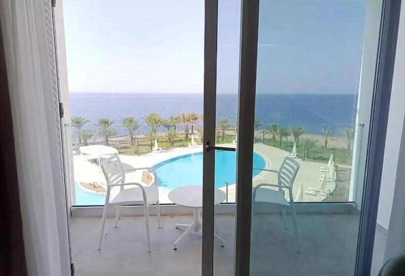 هتل Gadileh Resort