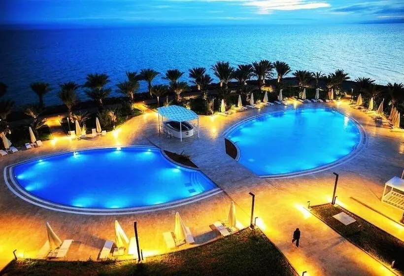 هتل Gadileh Resort