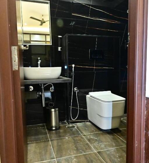 בית מלון כפרי Downtown The Mallika Sapphire