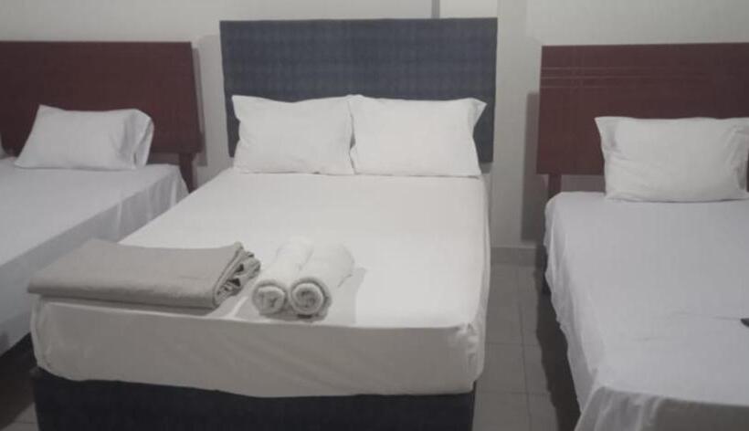 בית מלון כפרי Paraco