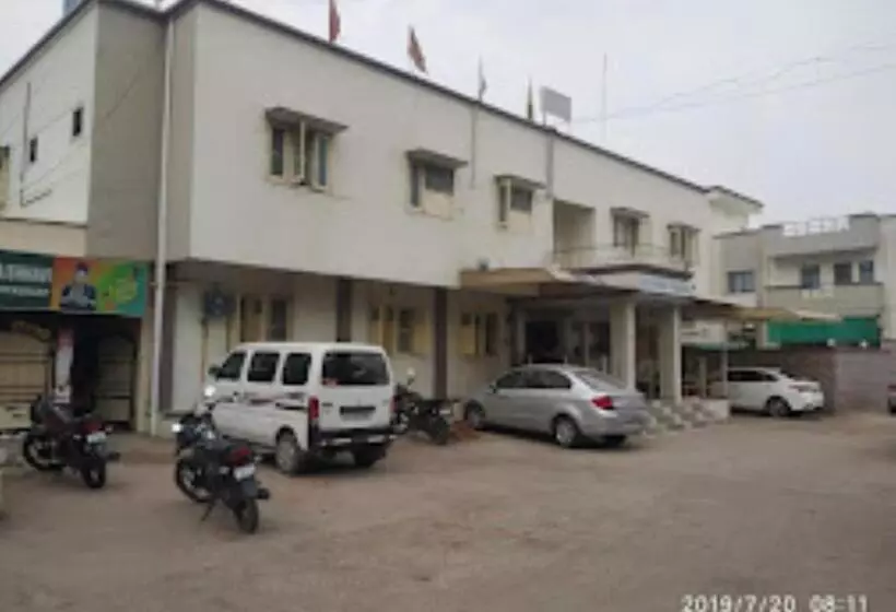 Rajdhani And Guest House Gujarat Best Family Hotel In Halol Near Pavaghad And Halol Gidc