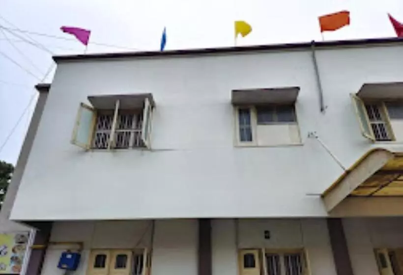 Rajdhani And Guest House Gujarat Best Family Hotel In Halol Near Pavaghad And Halol Gidc