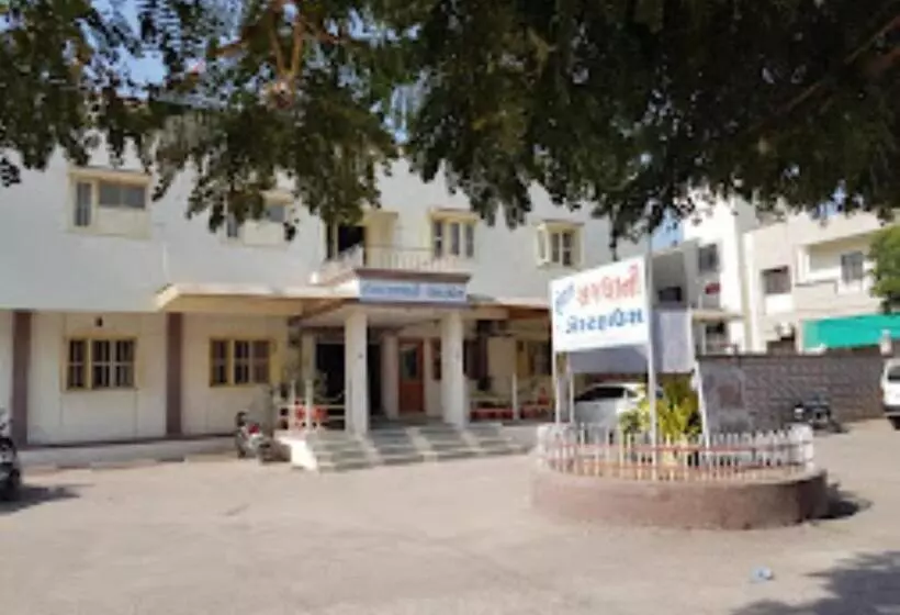 Rajdhani And Guest House Gujarat Best Family Hotel In Halol Near Pavaghad And Halol Gidc