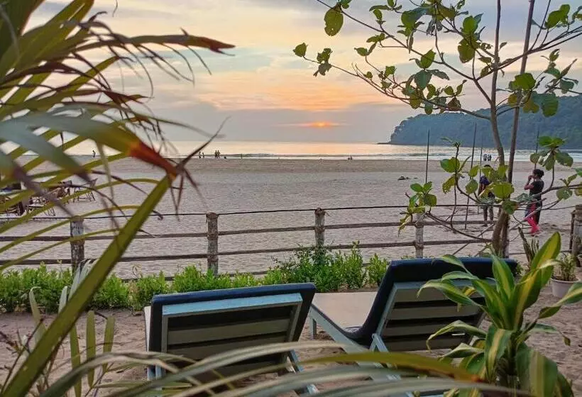 ホテル The Coast Beach Resort