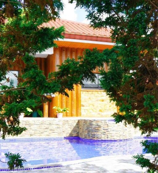 Pansiyon Cabins In The Farm