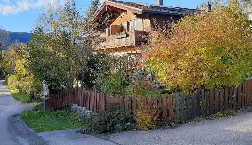 Majatalo Haus Stoaröserl