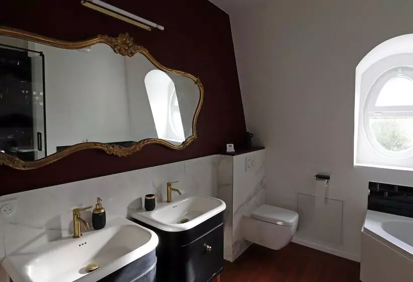 Majatalo Le Domaine Saint Ange