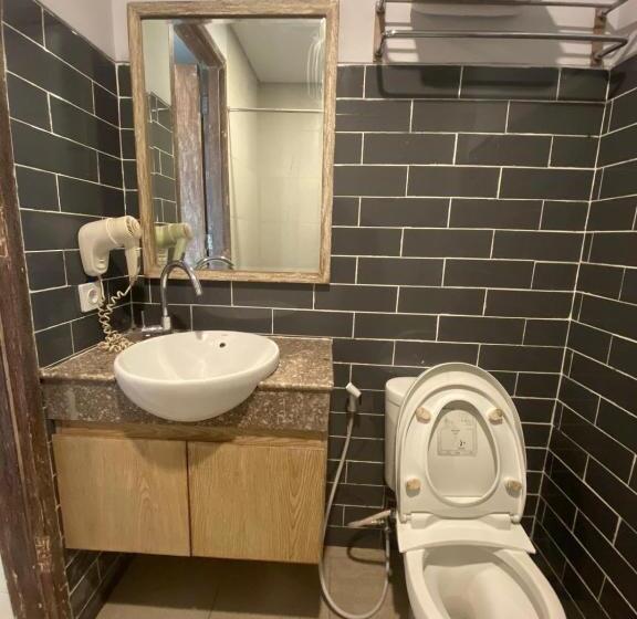 پانسیون Manuver Surf And Stay Uluwatu Bali