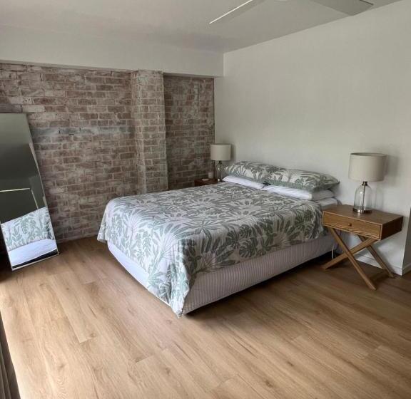 Pensjonat Tamborine Guest House