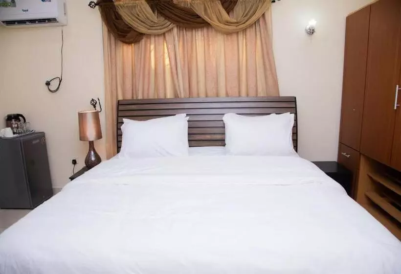 پانسیون Velvetrose Cottage