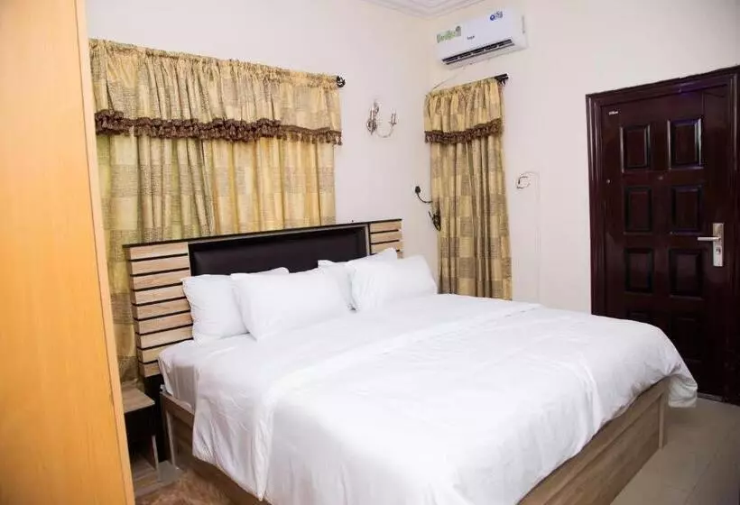 پانسیون Velvetrose Cottage