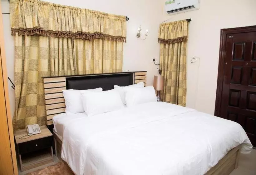 پانسیون Velvetrose Cottage