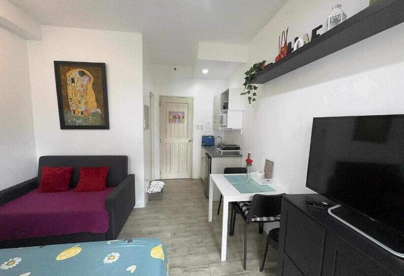 بنسيون Vie La Bella