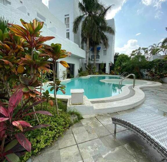 بنسيون Vie La Bella