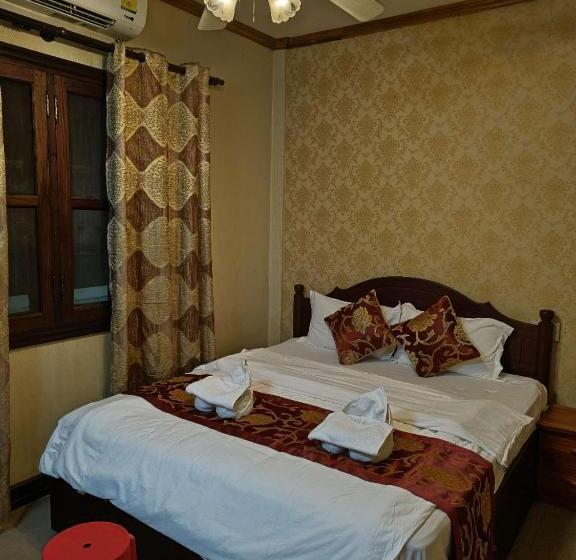 Shuya Hotel 舒雅酒店