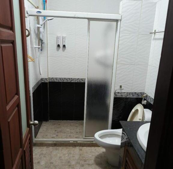 Shuya Hotel 舒雅酒店