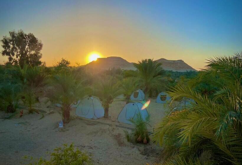 هاستل Oasis Hot Spring