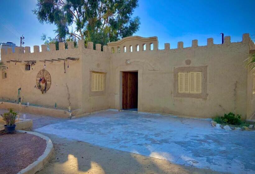 هاستل Oasis Hot Spring