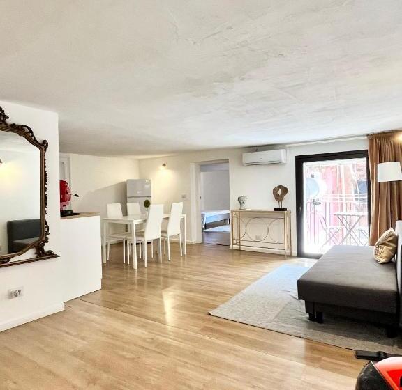 تختخواب و صبحانه Beretti Home