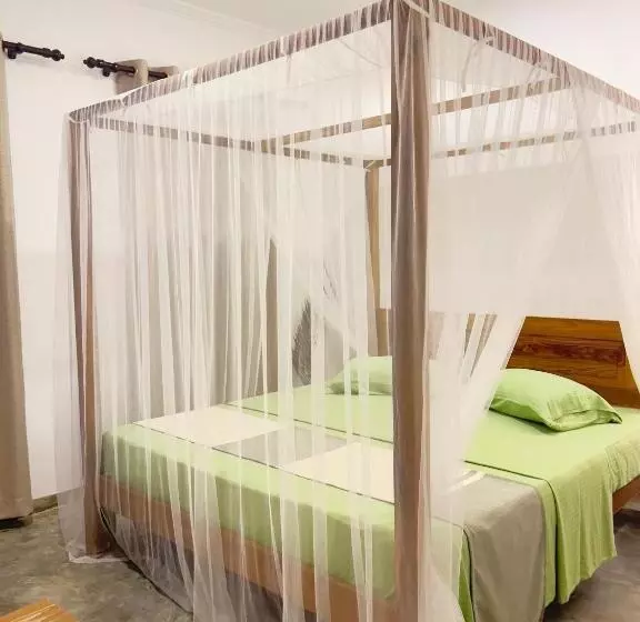 ベッドアンドブレックファースト Galle Fancy Guesthouse, 5 Ac Bedrooms Villa