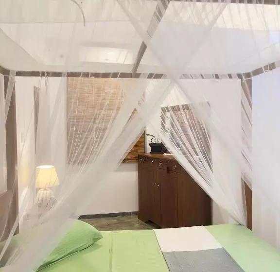 ベッドアンドブレックファースト Galle Fancy Guesthouse, 5 Ac Bedrooms Villa
