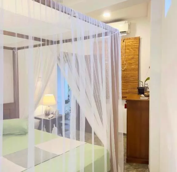 ベッドアンドブレックファースト Galle Fancy Guesthouse, 5 Ac Bedrooms Villa