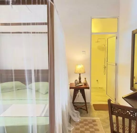 ベッドアンドブレックファースト Galle Fancy Guesthouse, 5 Ac Bedrooms Villa