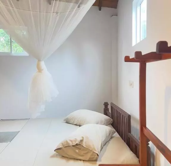 ベッドアンドブレックファースト Galle Fancy Guesthouse, 5 Ac Bedrooms Villa
