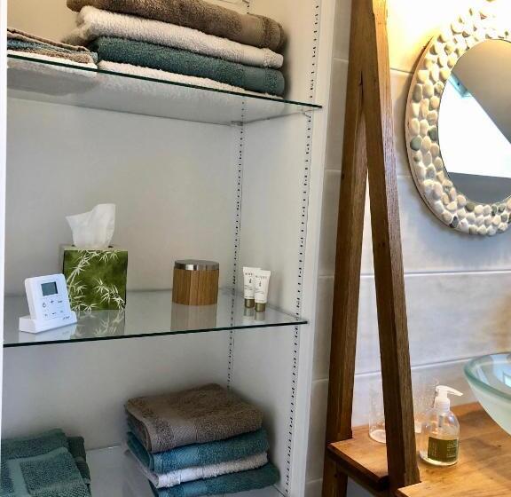 تختخواب و صبحانه Le Jardin Des Vérottes